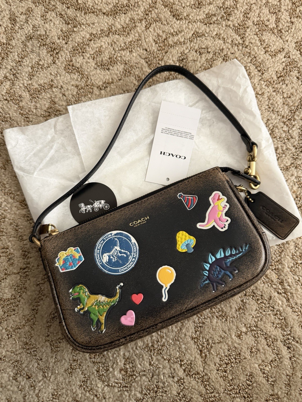 COACH REXY’S BIRTHDAY Plaza Bag 18 in Loved Leather w/ Sticker Print CEG45 B4YXQ