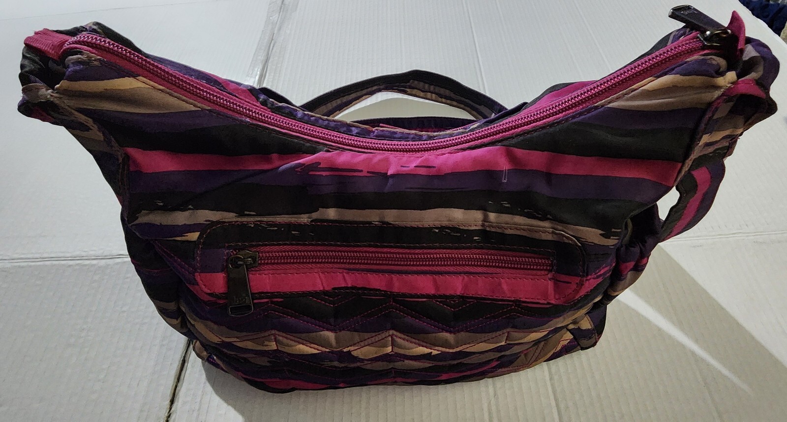 Lug Camper Lightweight Travel Bag With Water Bottle Pockets Water Resistant