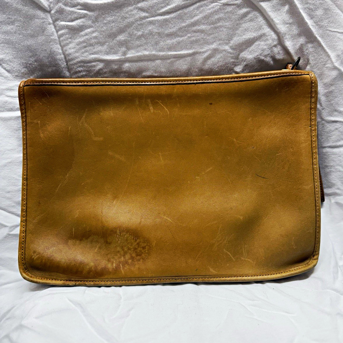 Vintage Coach Basic Bag Zippered Clutch Tan Leather Made in NYC USA 401-1040