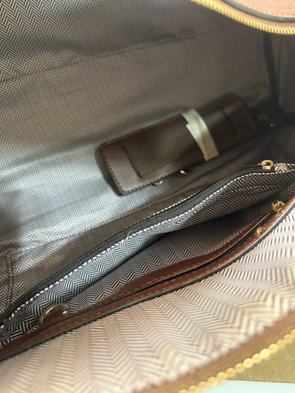 Large Traveler Hanging