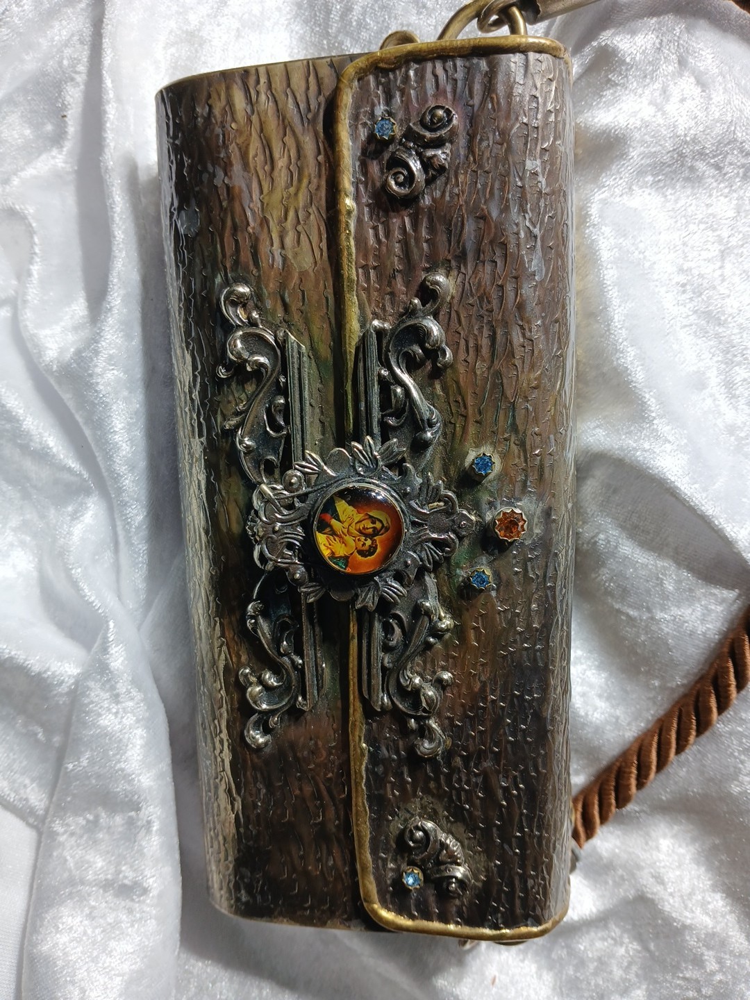 Handmade Metal Handbag With Handle. This Is Stunning And A Collectors Piece