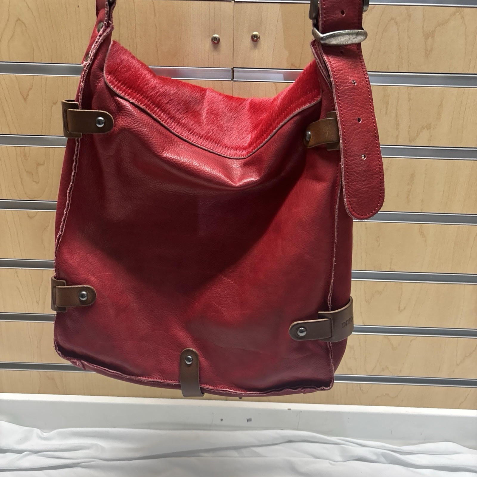 Ditox Red Genuine Leather Messenger Style Handbag/Shoulder Bag, Raw Lining