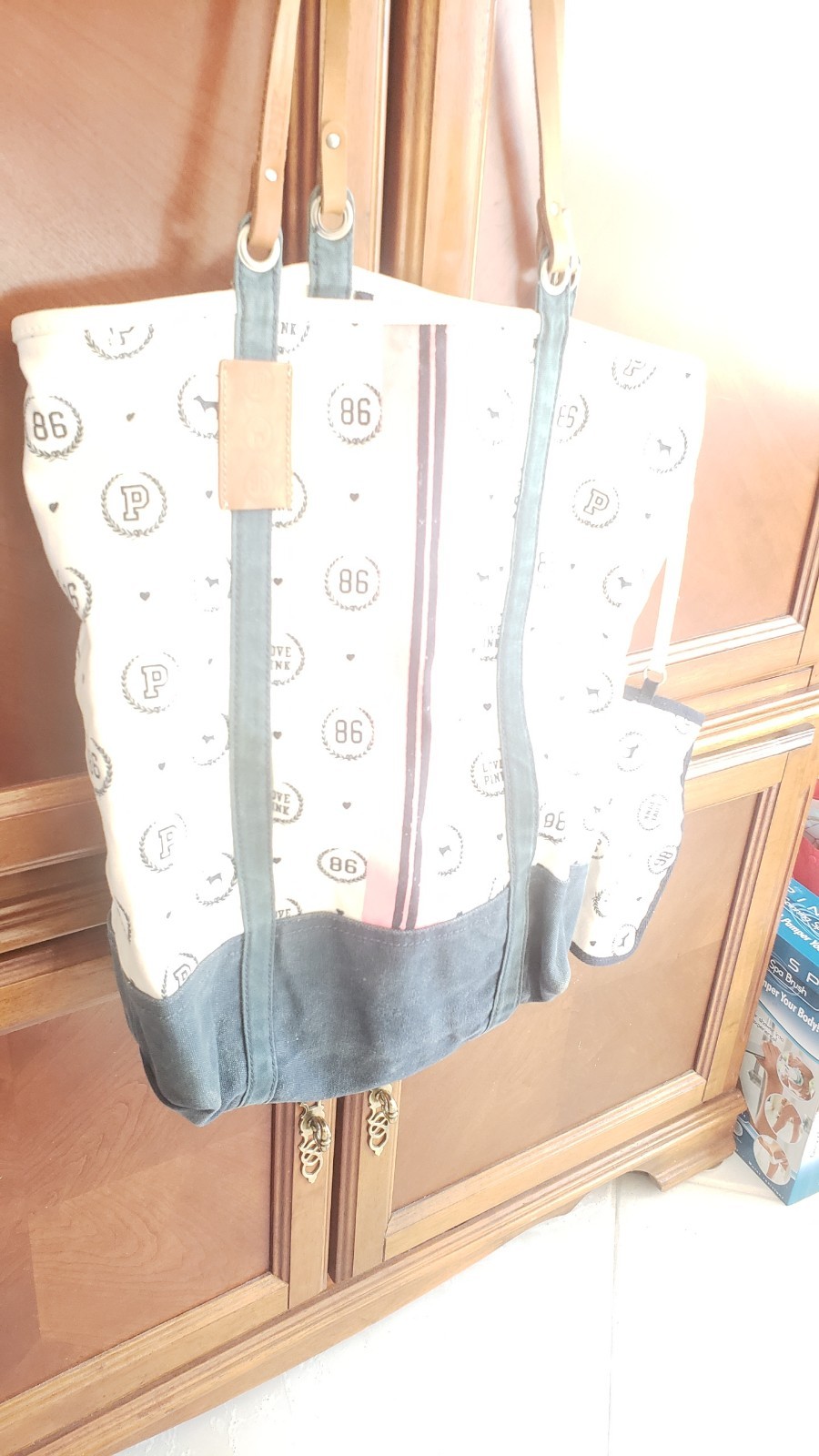 18 INCH VICTORIA SECRET Weekender Bag