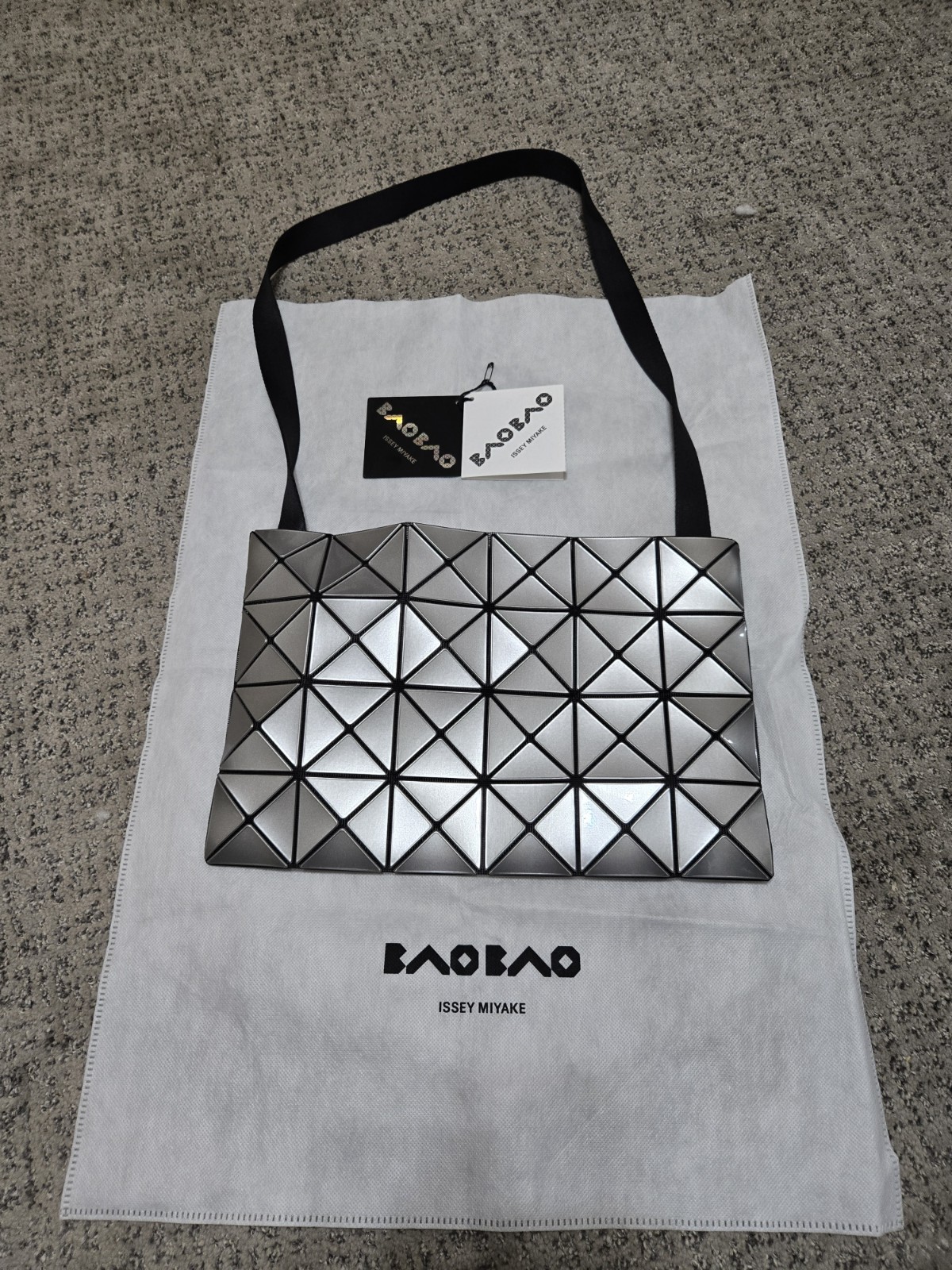 NWT Issey Miyake BAO BAO Silver Prism 4×6 Japan, cross over tote shoulder bag