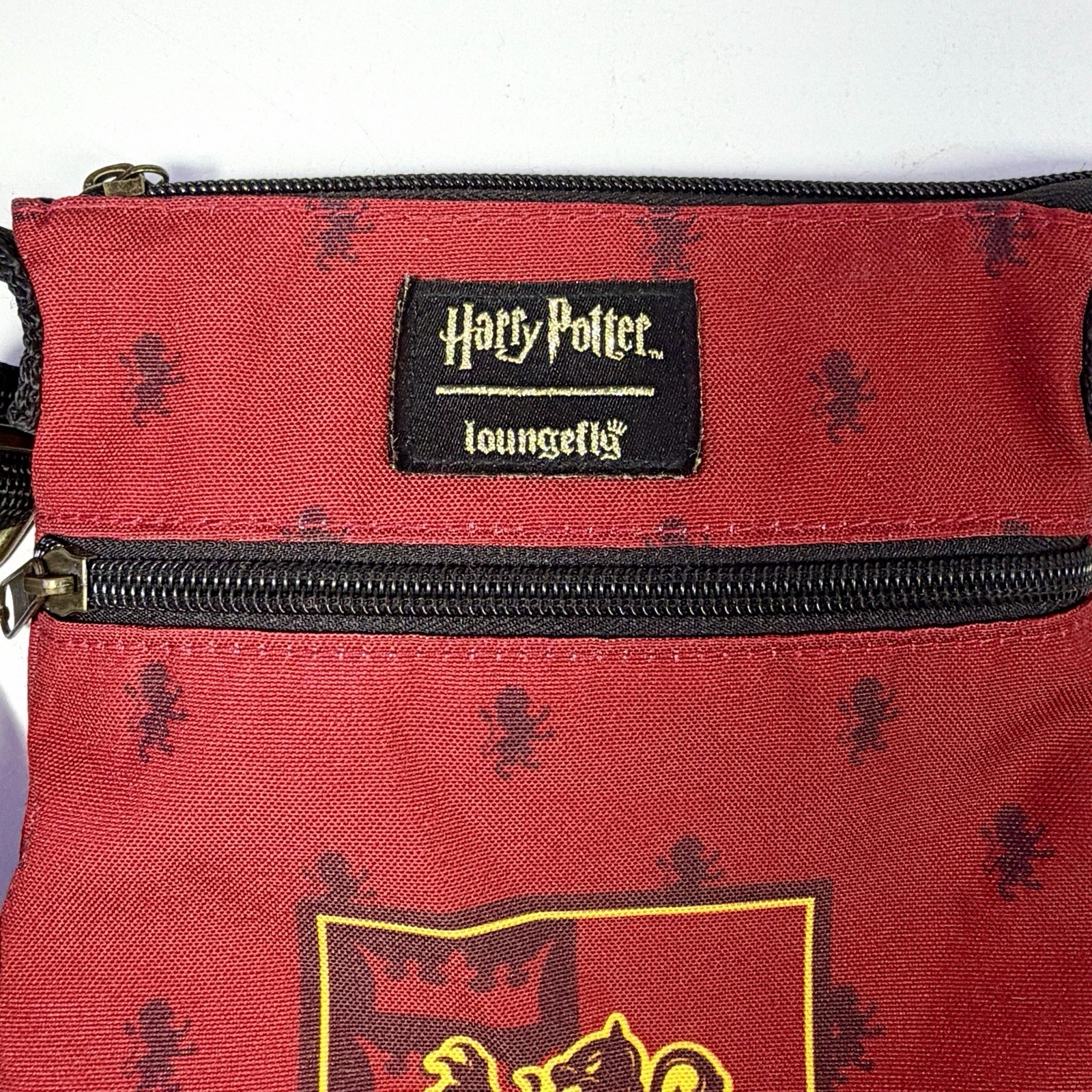 Loungefly Harry Potter Gryffindor Crest Red Passport Crossbody Shoulder Bag