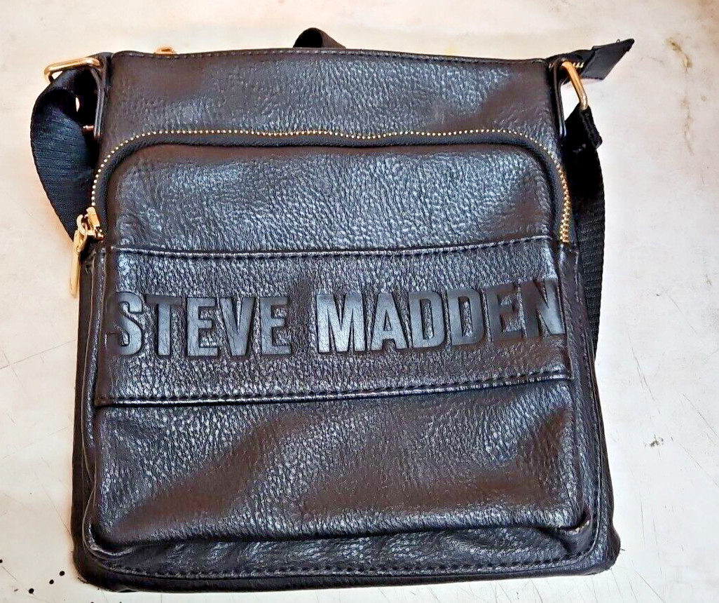 Steve Madden Cross Body Purse; Black; 100% PU Polyester Lining