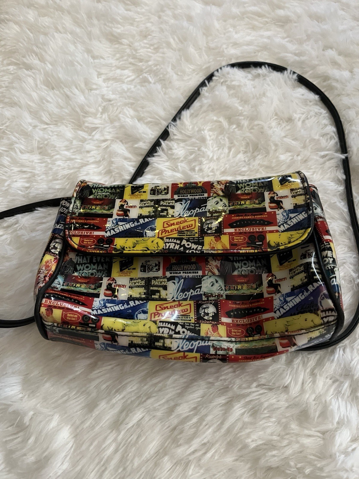 Relic By Fossil Crossbody Bag Purse Featuring Hollywood Retro Movie Theme