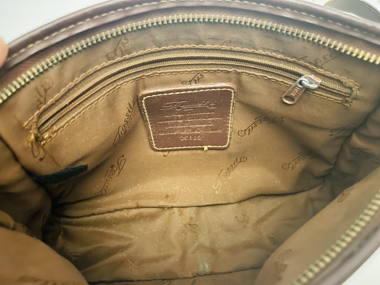 FOSSIL Authentic Vintage Two Tone Brown Key Charm Small Crossbody Bag Purse
