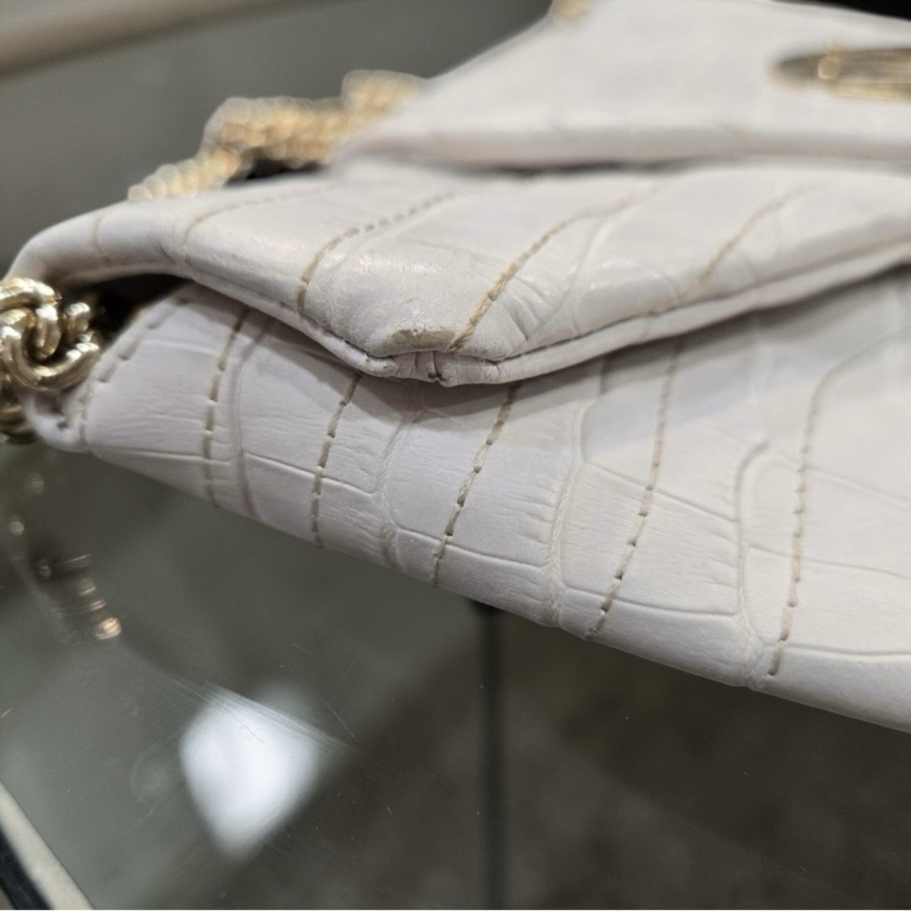 Henri Bendel Ivory Embossed Shoulder Bag with Gold Chain & Purple Lining