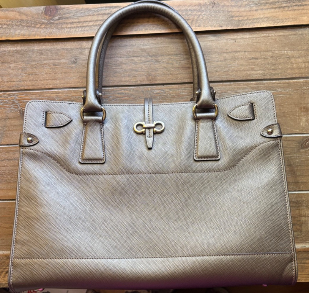 Salvatore Ferragamo Gancini Briana Handbag Olive Green Leather Small Tote