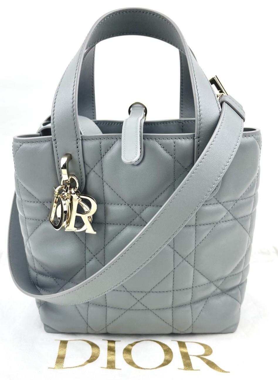 Authentic CHRISTIAN DOIR Sac Cabas Toujours Vertical Small Macro Cannage Gray