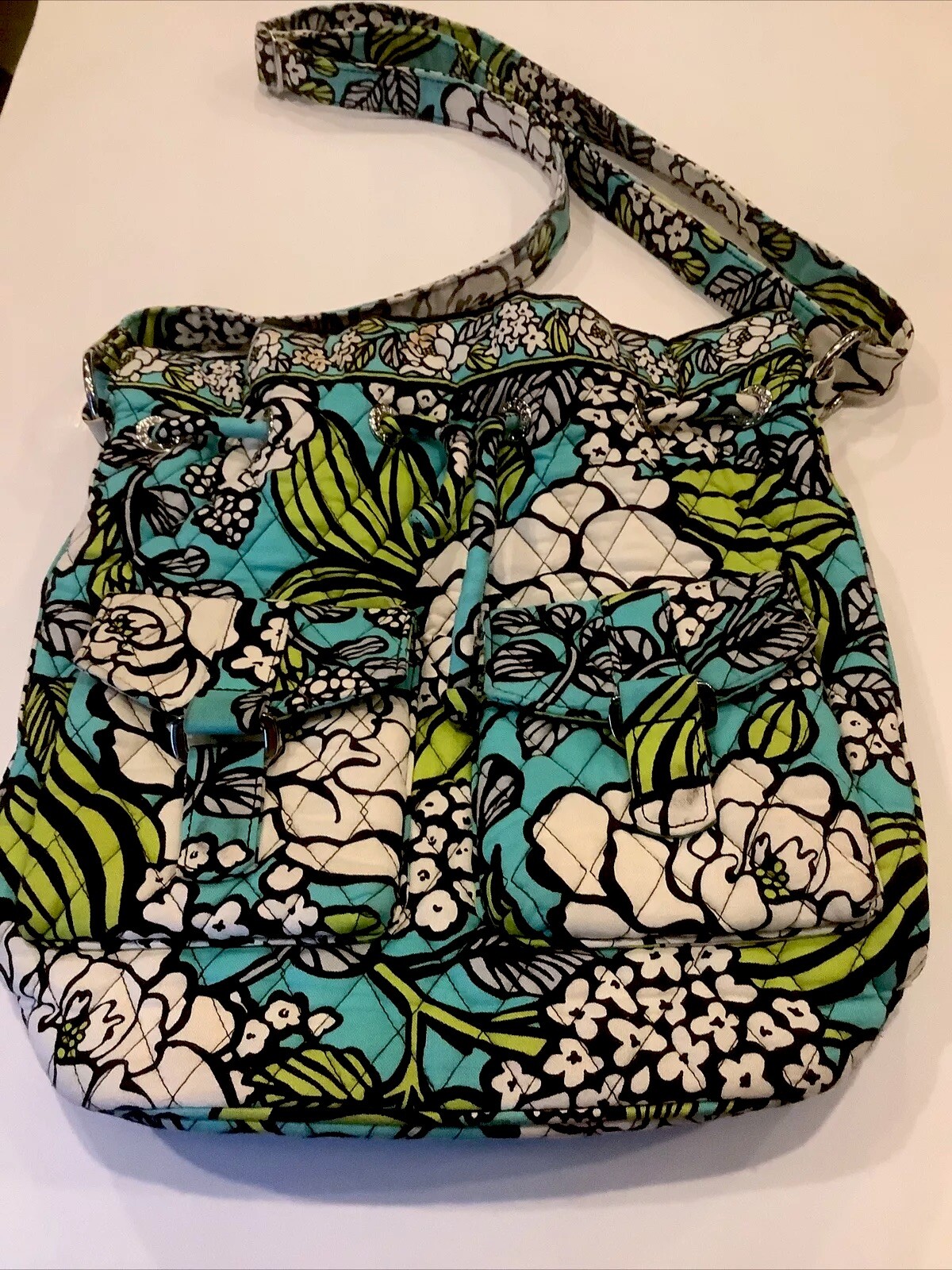 Gently Used~ Vera Bradley Island Blooms Front Pockets Cinch Bucket Purse