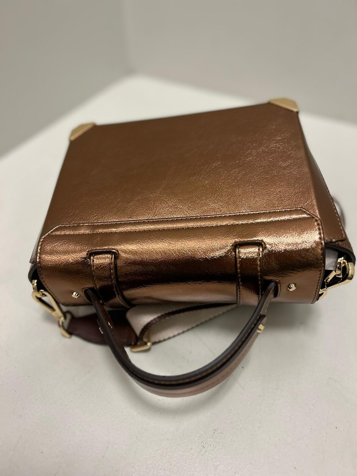 Michael Kors Manhattan Medium Satchel Crossbody Bag Shoulder Handbag Purse Mocha