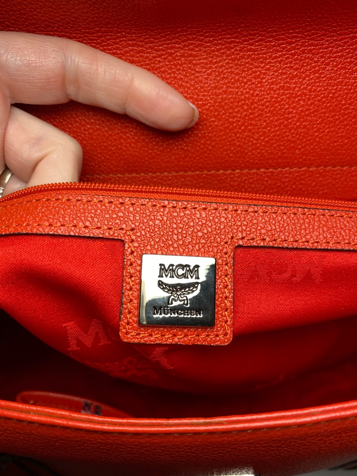 MCM Boston bags women Vibrant RED.Pre Owned Beautiful Classic MCM Bag Y2K style
