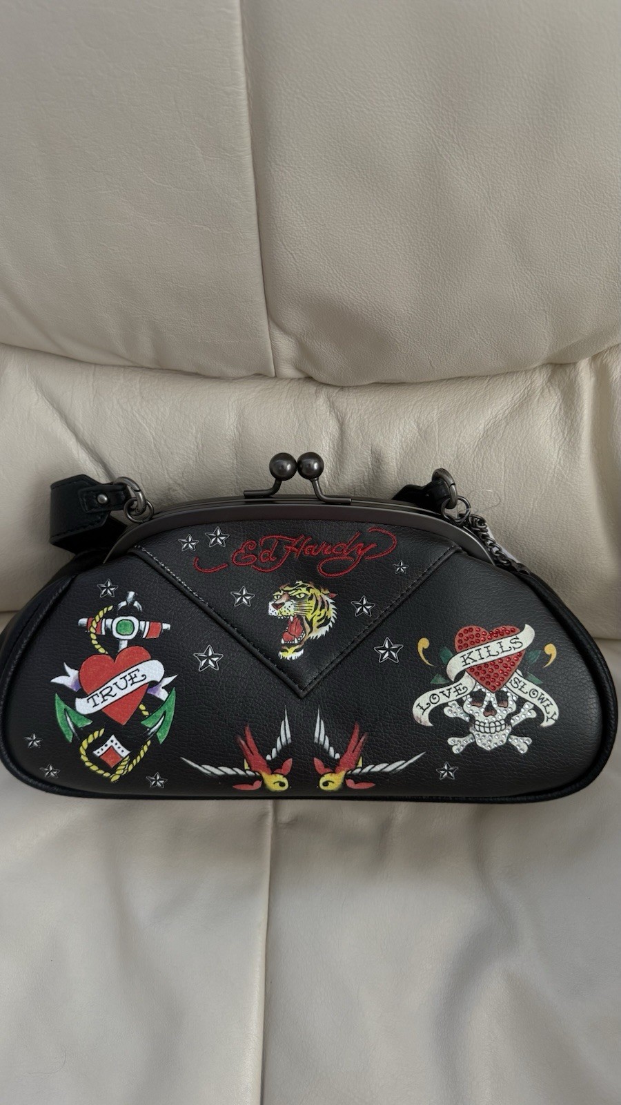 Ed Hardy Black Skull Heart Kiss Lock Handbag Purse Chain Charm Rhinestone