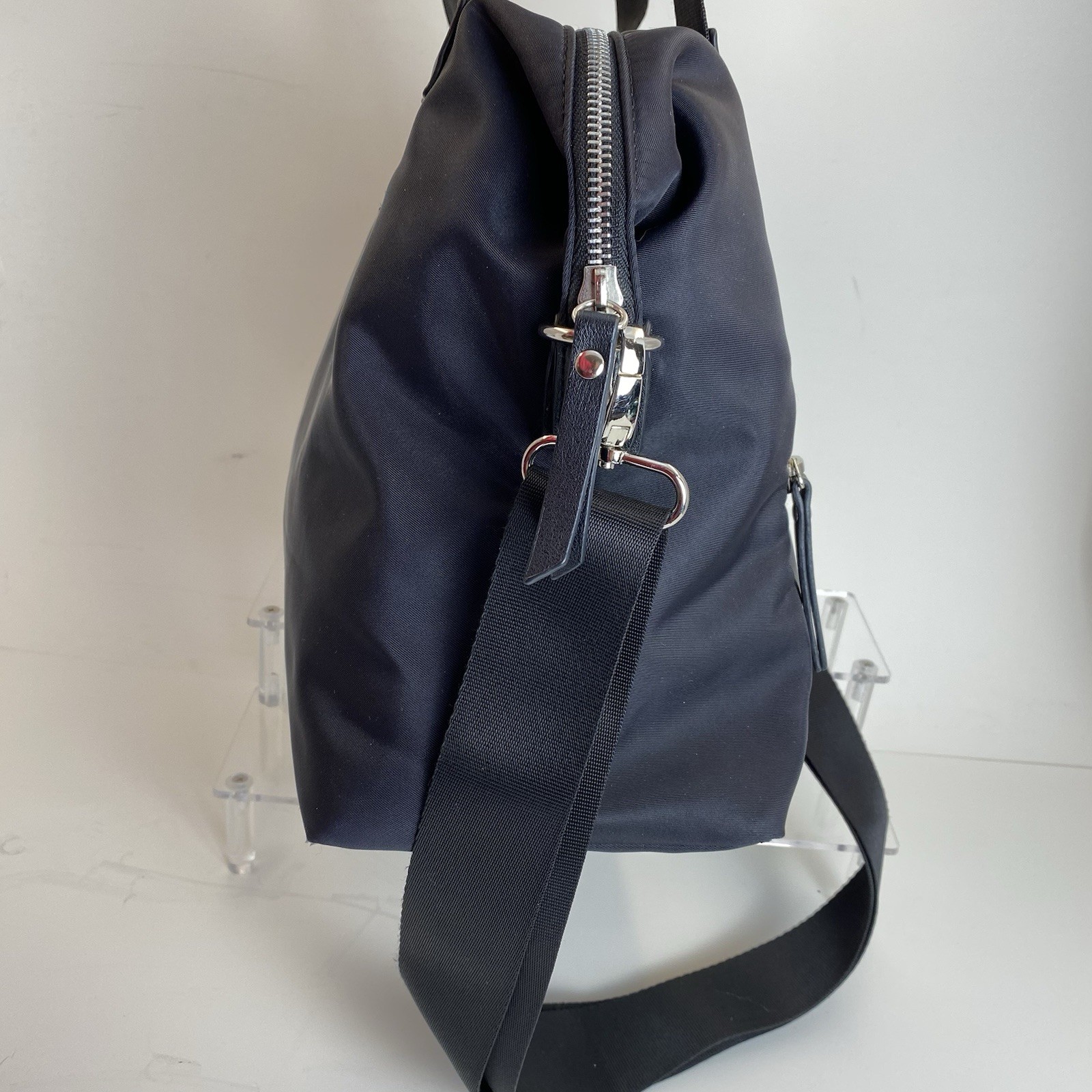 Roots 73 Black Nylon Crossbody Bag Adjustable Strap Shoulder Bag GUC