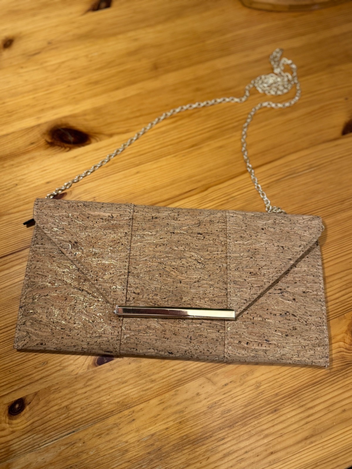 JNB Cork Envelope Flat Clutch for Women, Natural Cork with Chain Strap…