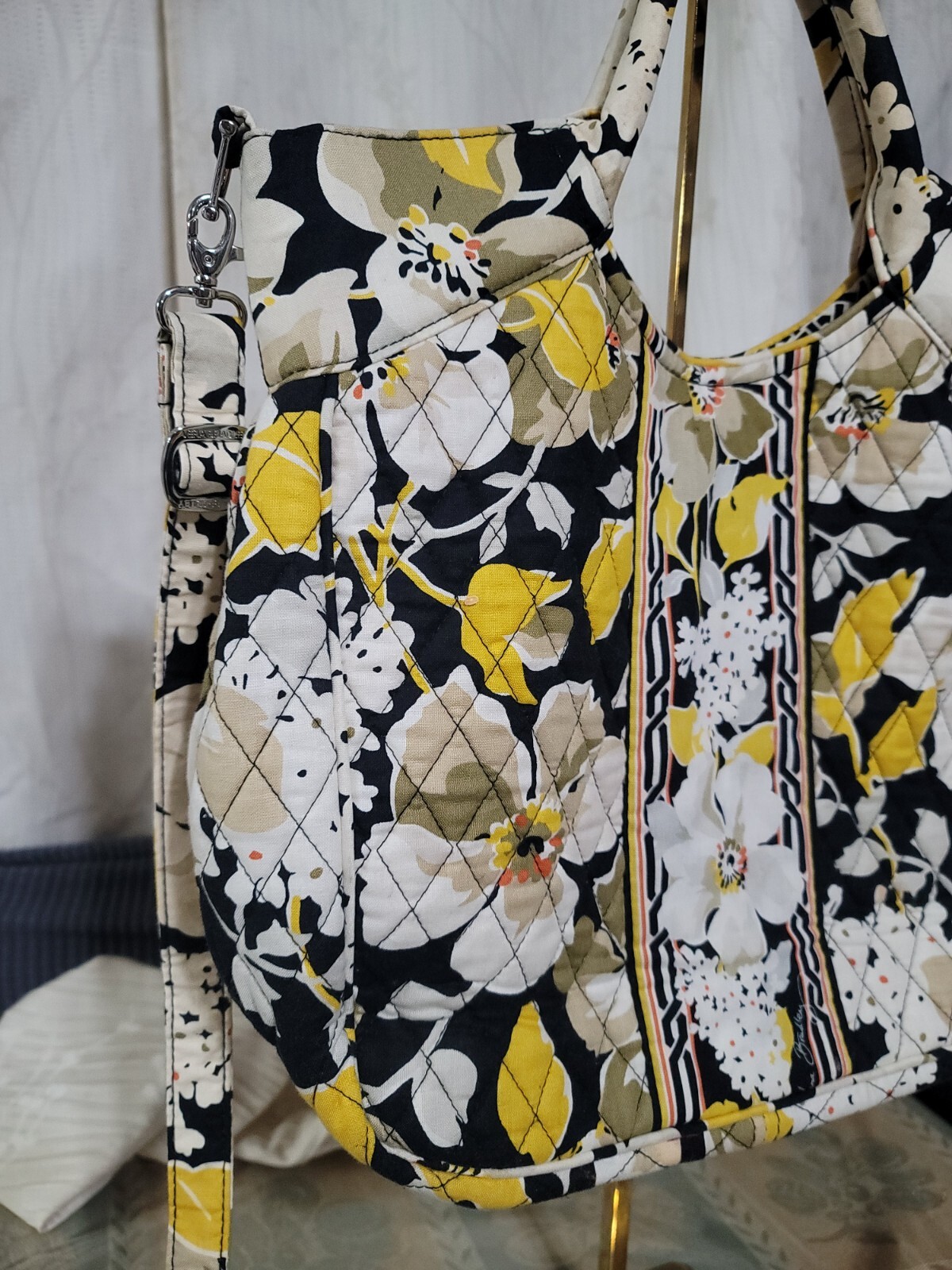 VERA BRADLEY TWO WAY TOTE DOGWOOD purse Crossbody Shoulder- see descriptions