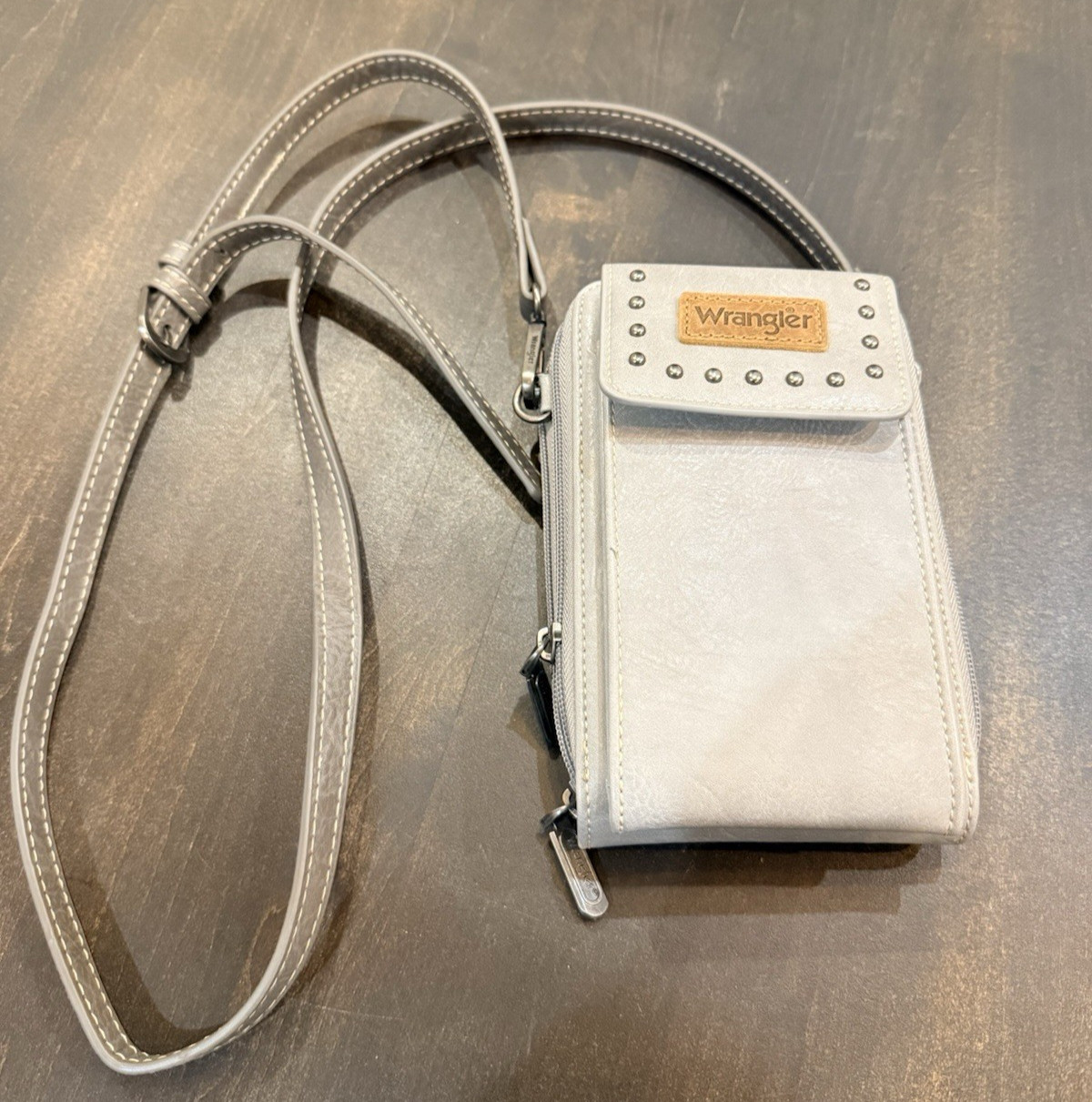 Light Gray Beige Crossbody Rectangular 8″ x 4″ WRANGLER WOMEN’S PURSE