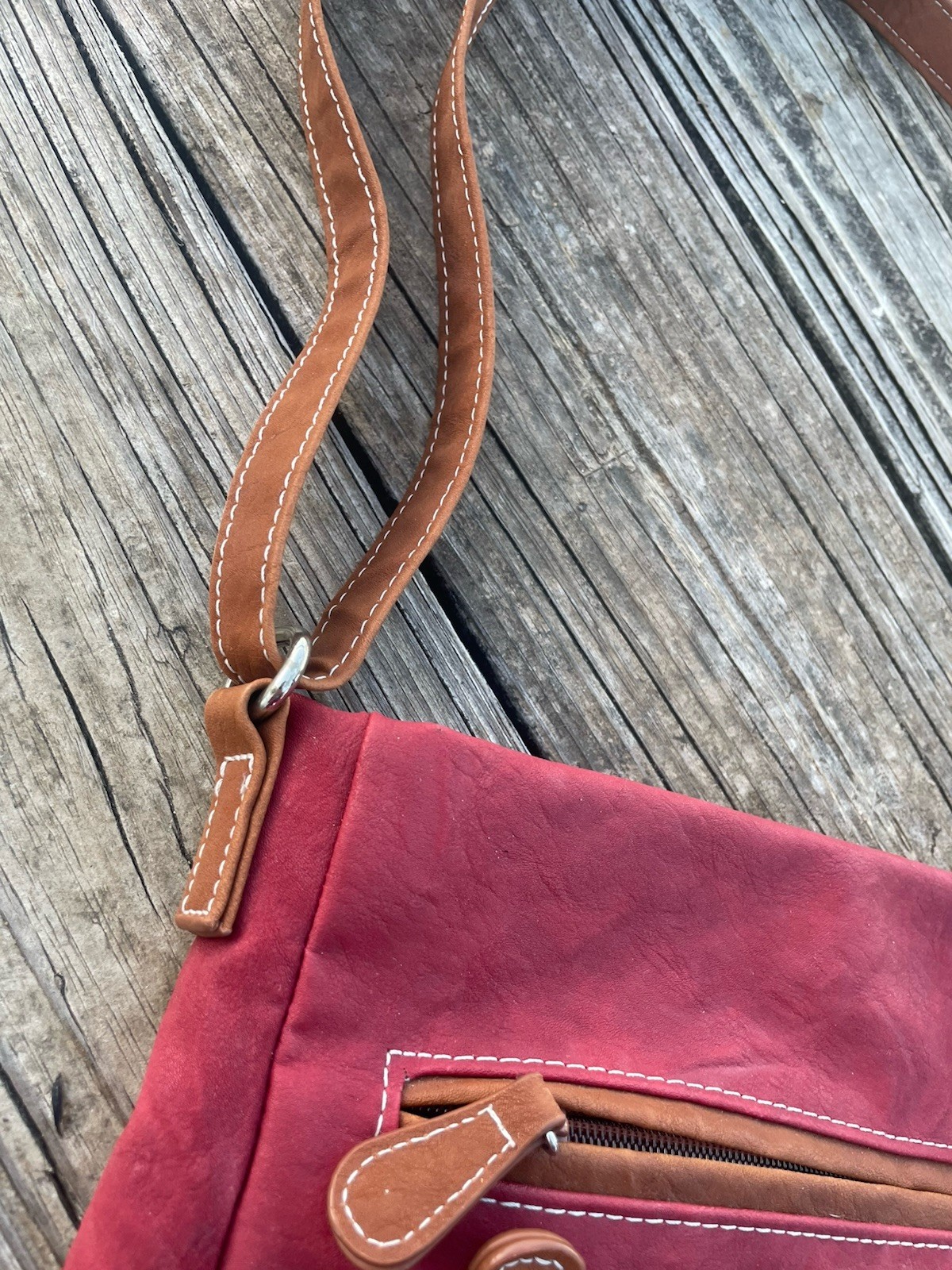 Multi Sac Bag Crossbody Large Red/Burgundy Multiple Zippers Excellent Condition