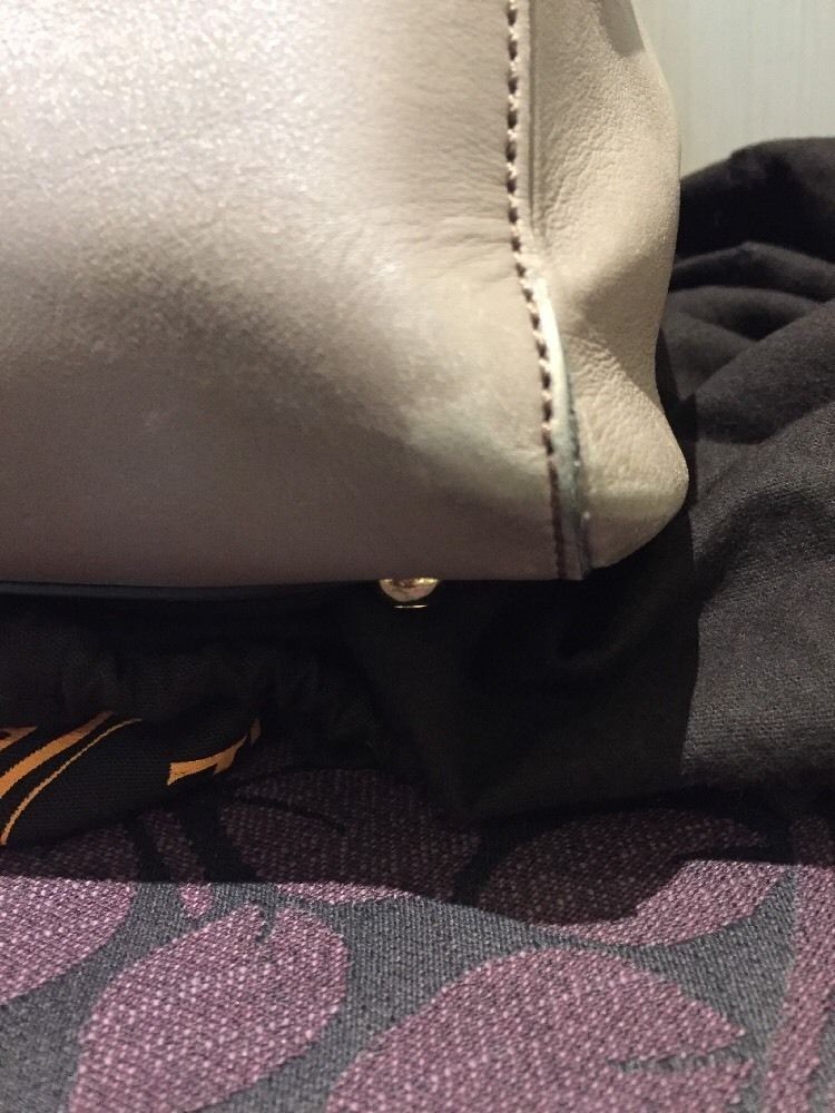 Tod D-Styling Shopping Tote in Leather Taupe Color