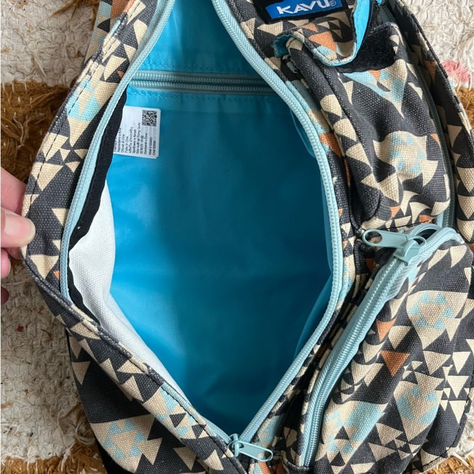Kavu Geometric Triangles Sling Bag Black Blue Gray Backpack Clean 17.5 In