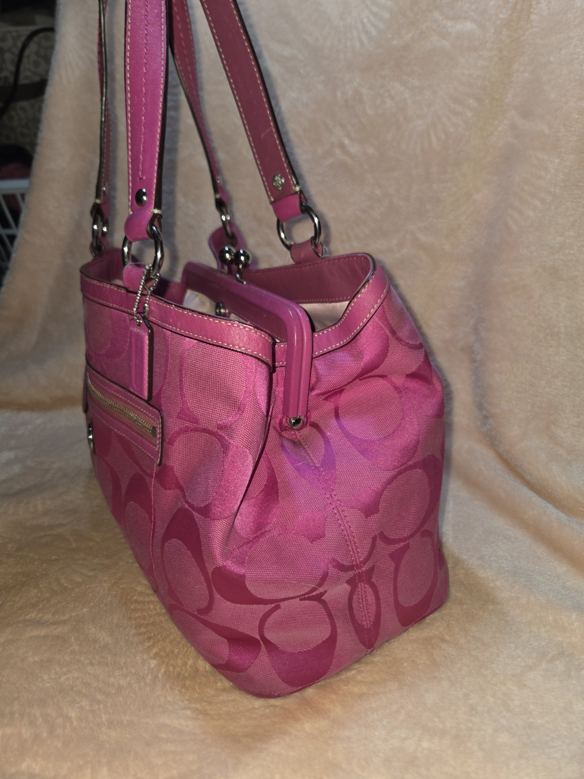 Vintage Hot Pink Coach- Laura Carryall- 14940