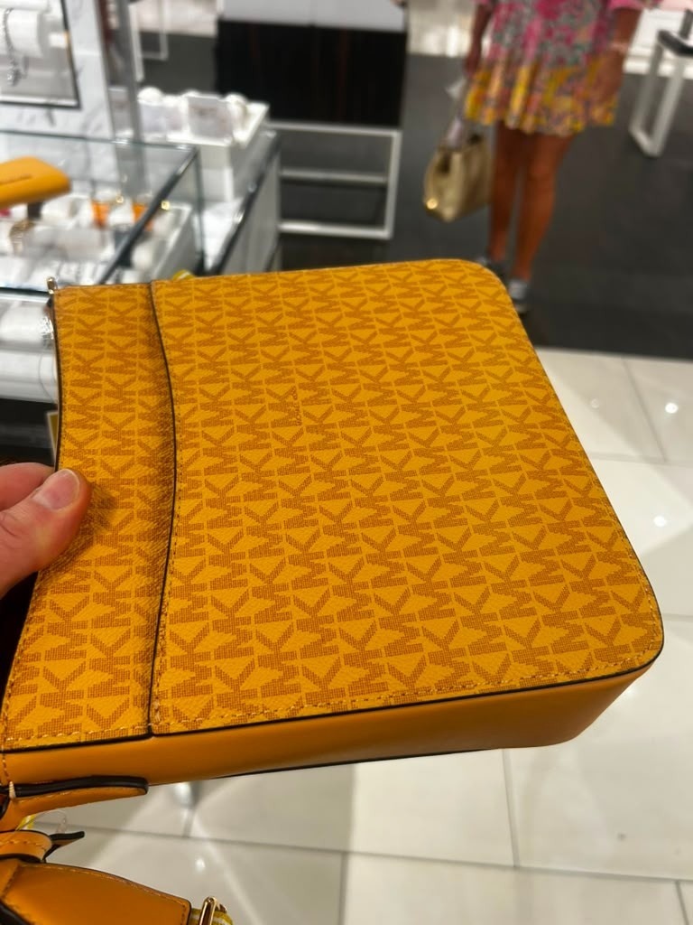 Michael Kors Lady Small Messenger Purse Crossbody Bag + Bifold Wallet Honeywheat