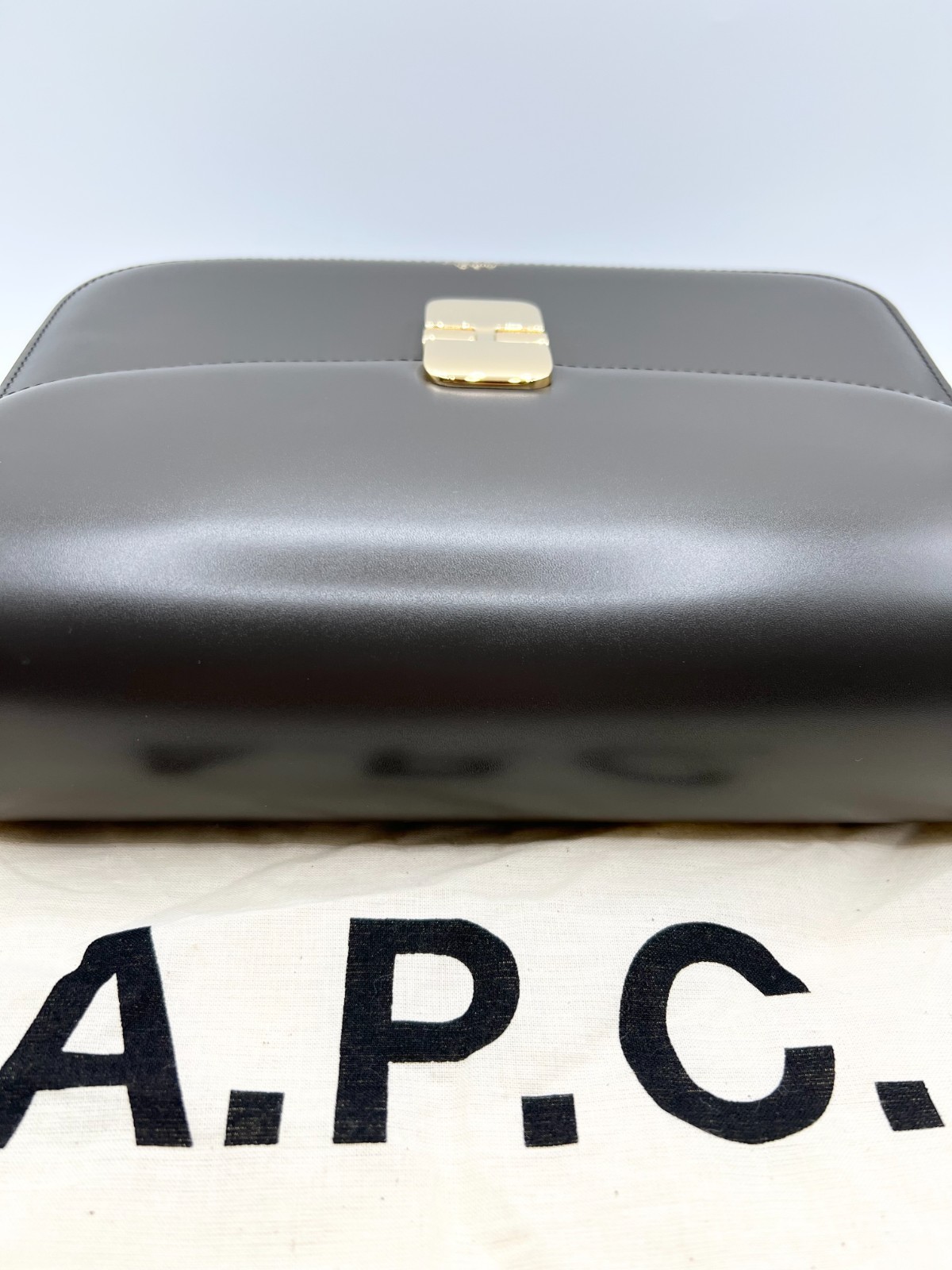 A.P.C. Large Grace Bag Anthracite Gray Color in Smooth Leather – Crossbody Bag