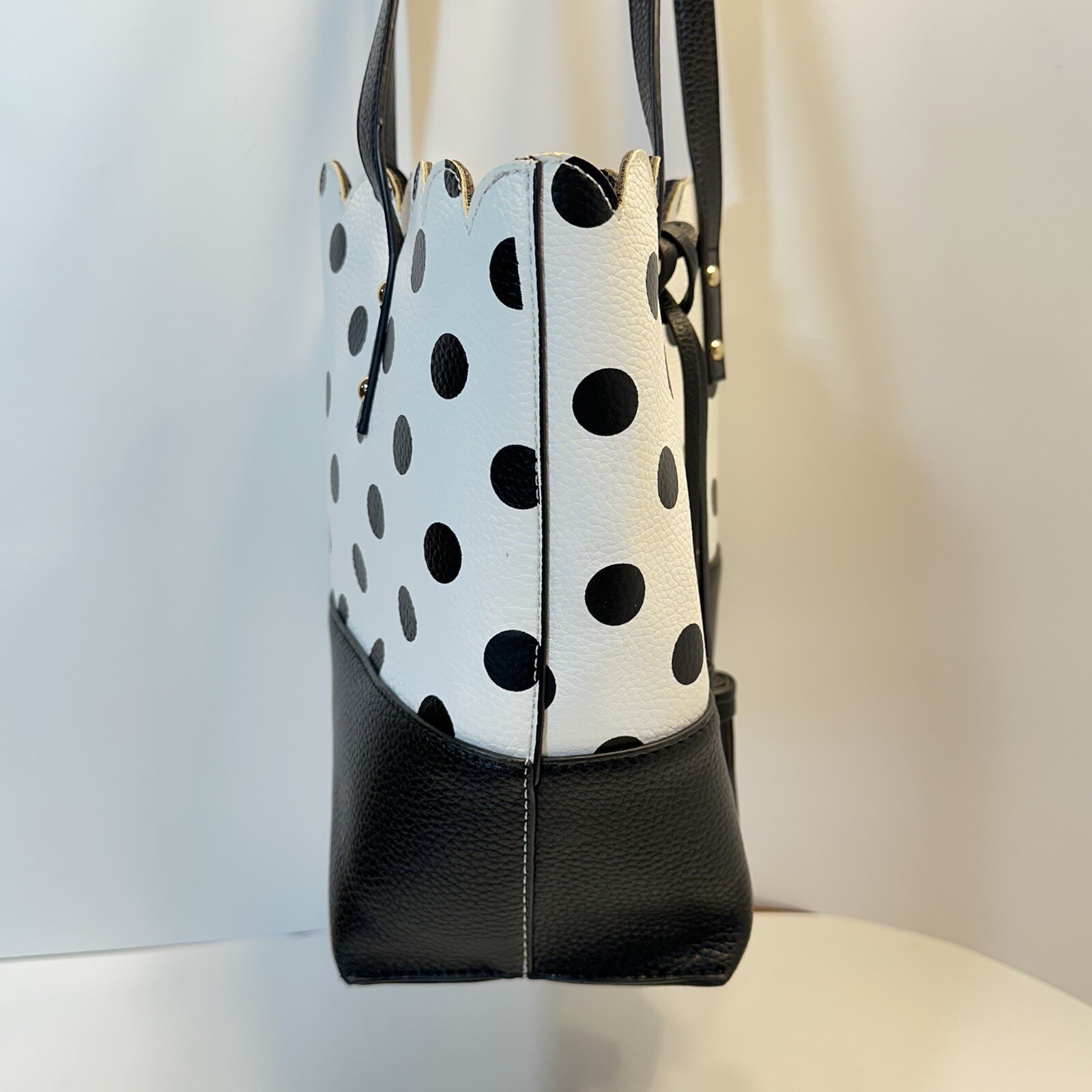 Imoshion Scallop Edge Open Tote Black And White Polka Dots 100% PU