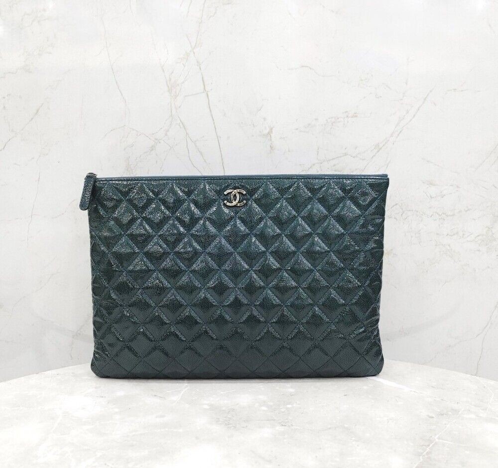 CHANEL Classic Enamel Clutch Large 19 Series 154662236 [P]