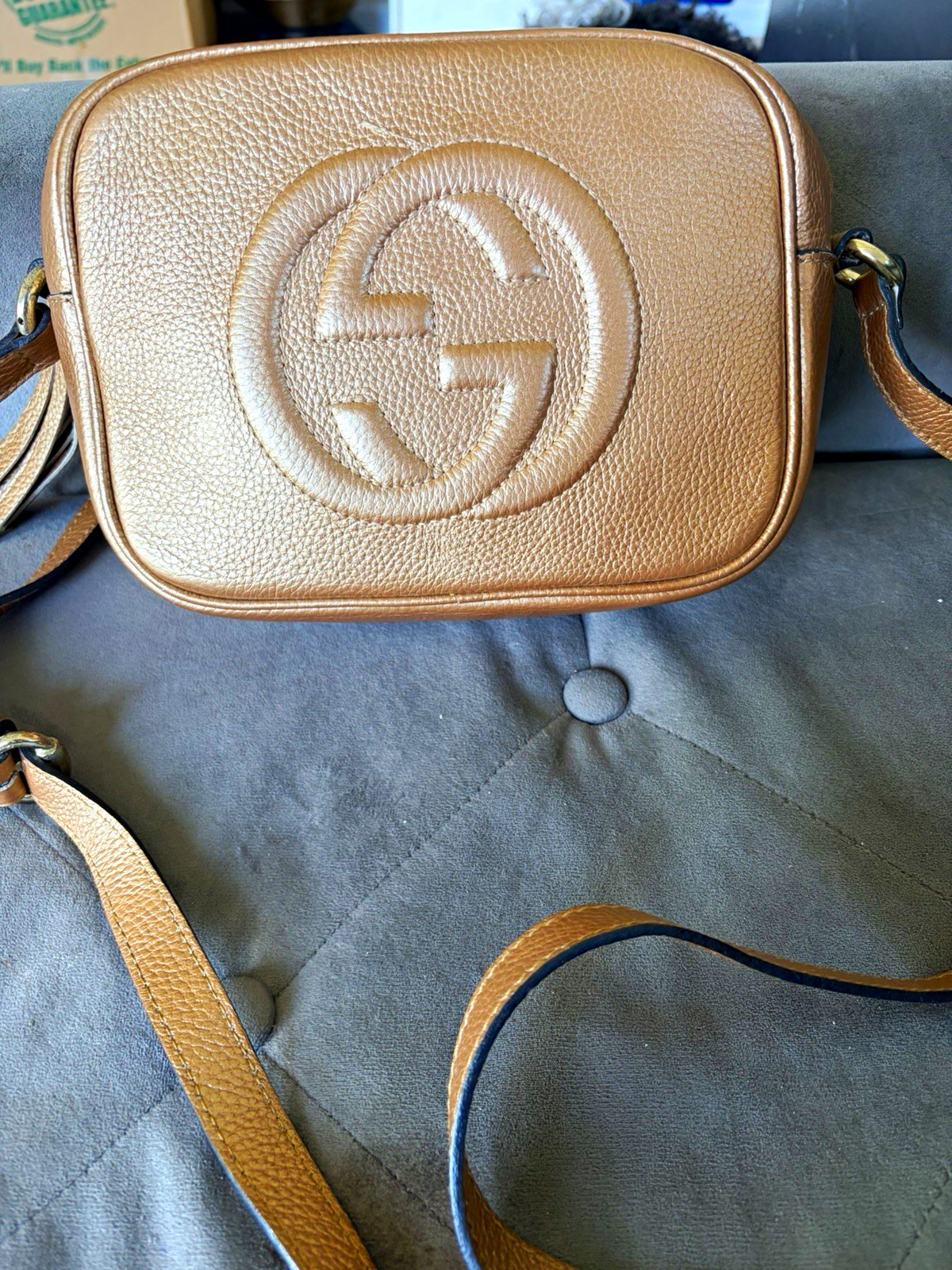 Gucci Soho Disco Gold Pebbled Crossbody Bag Zip Closure Tassel Inner Pockets