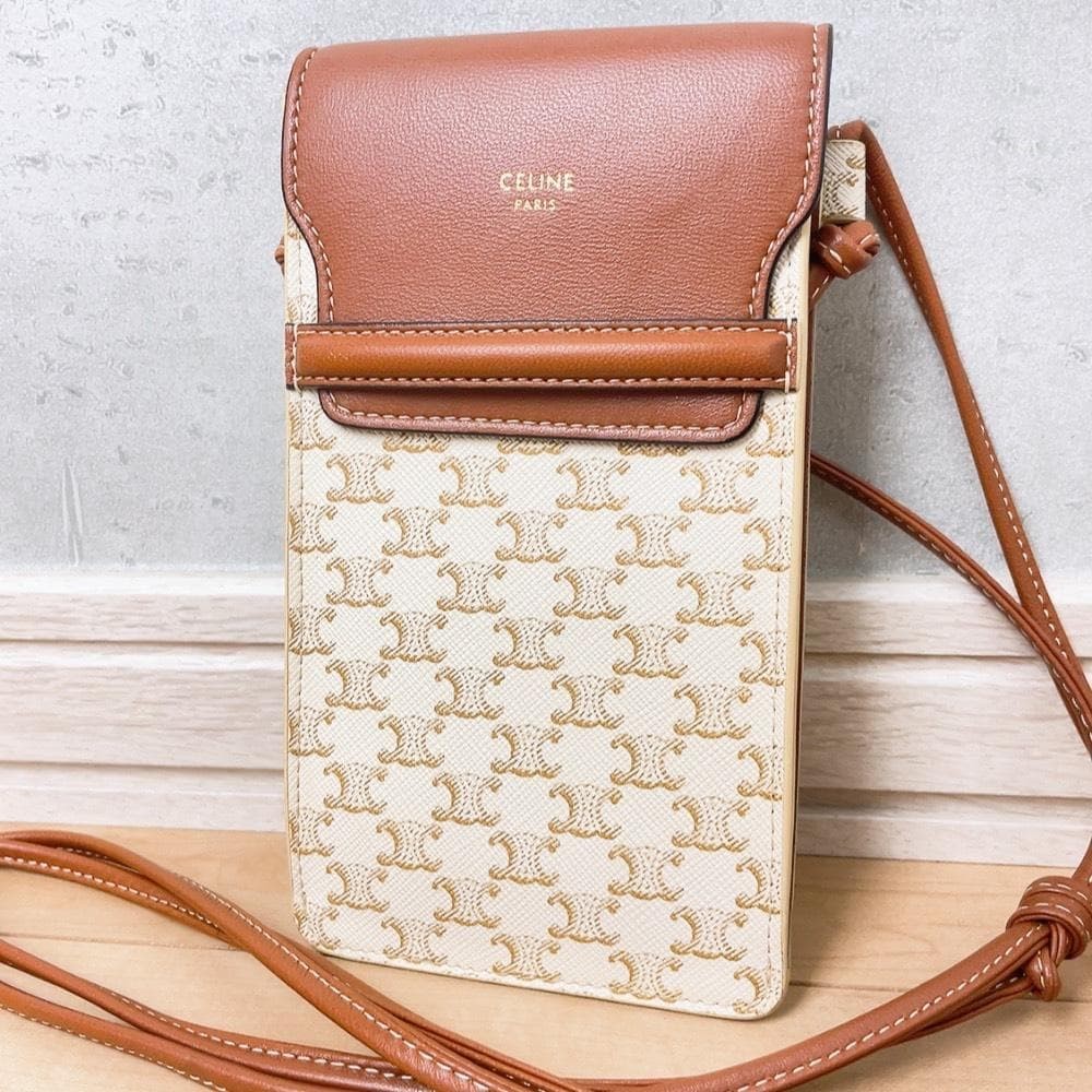Celine Triomphe Mobile Pouch Smartphone Shoulder Bag White Tan Japan 074323