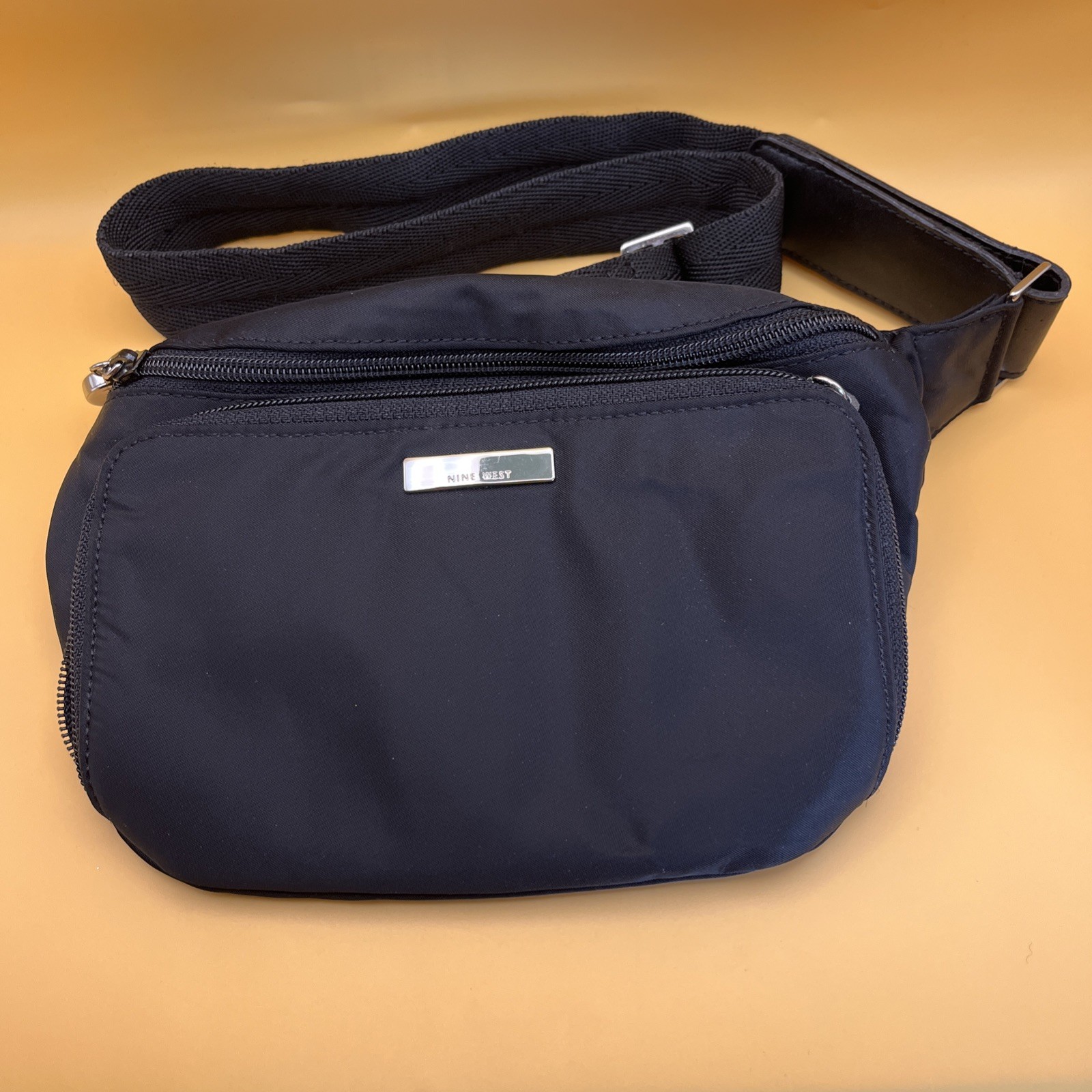 Nine West Heavy Duty Black Belt Bag Fanny Pack 2 Pocket Adjustable Hook & Loop