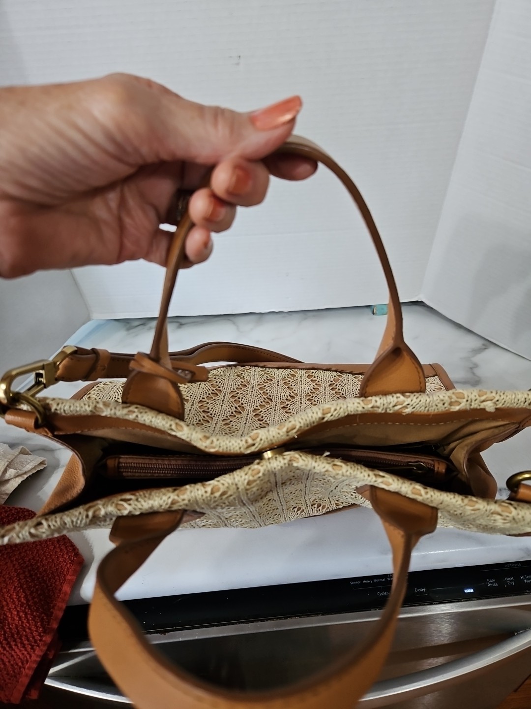 Fossil Female’s Kyler Leather Double Handle Crossbody Bag