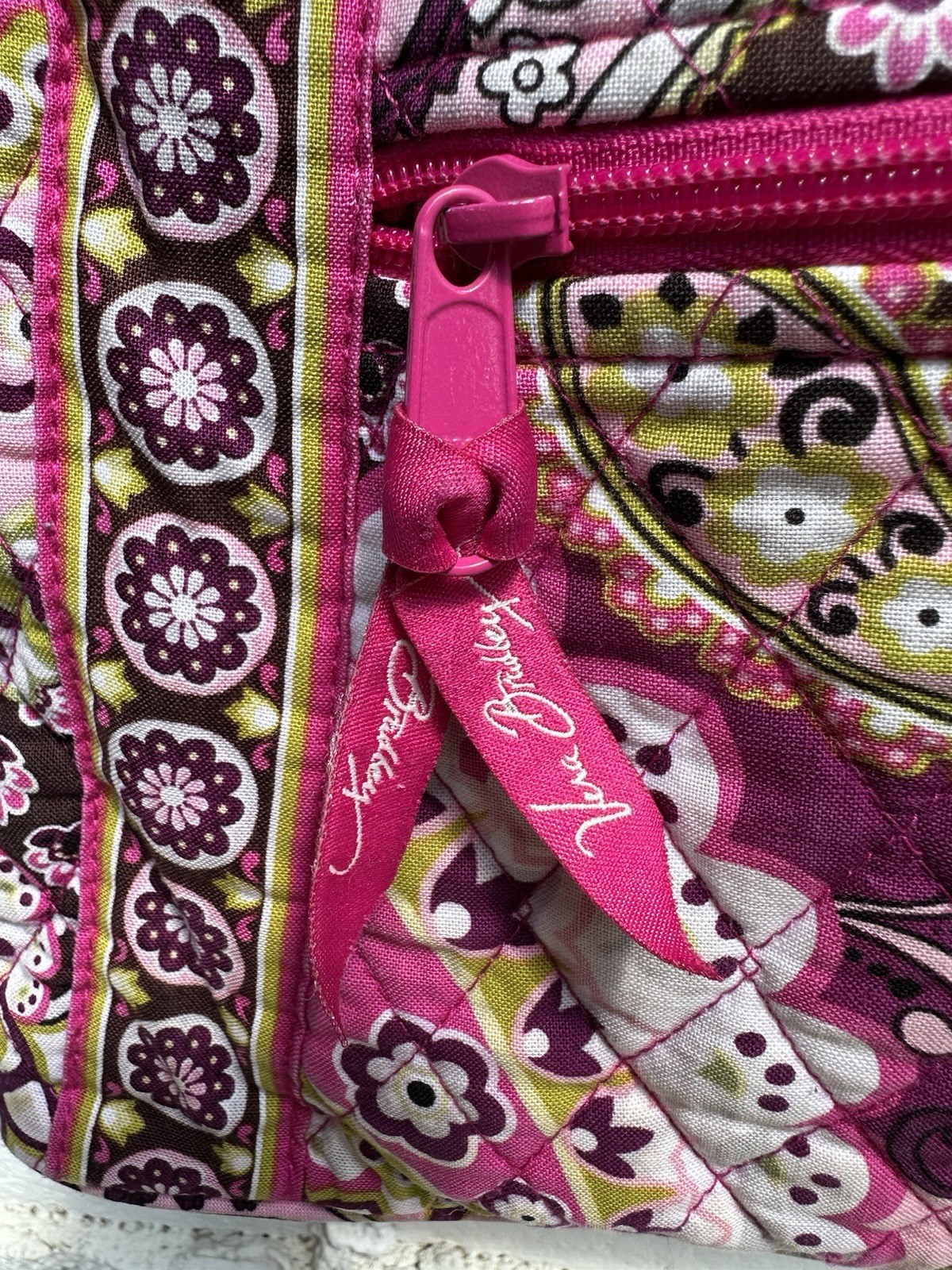 Vera Bradley Pink Paisley Quilted Crossbody Bag Zip Closure + Matching Wallet