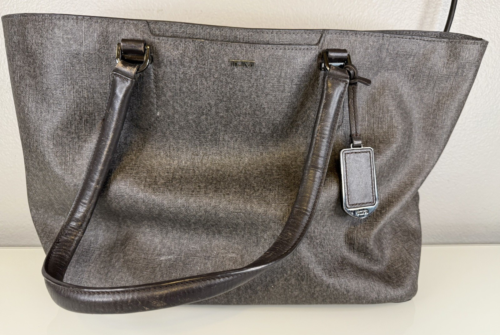 TUMI Sinclair Collection Nina Earl Gray Everyday Tote Bag 79401EG Used