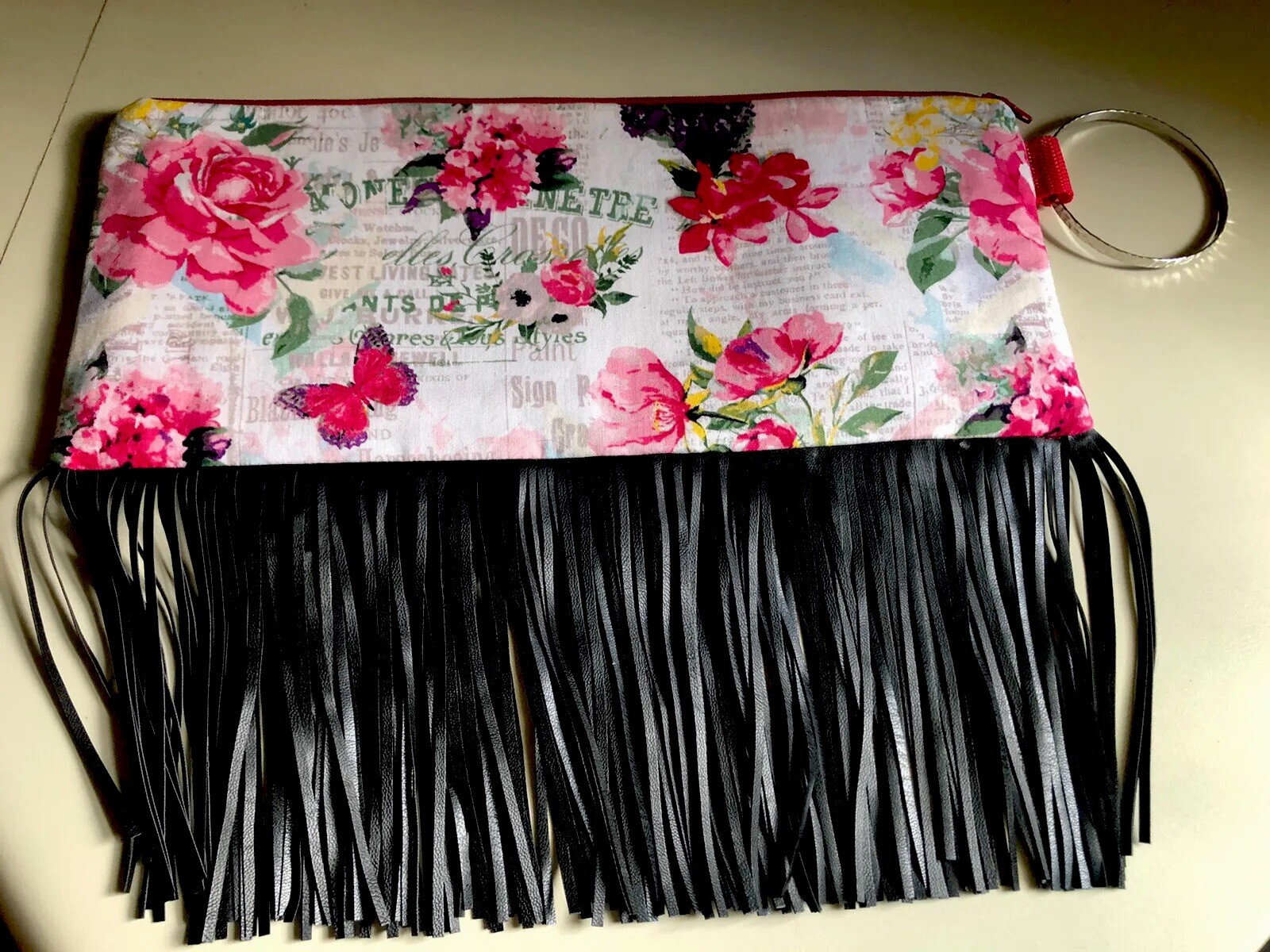 WOMENS FLORAL BOHO BAG w/Black Fringe & Bangle Bracelet Handle Unique NEW