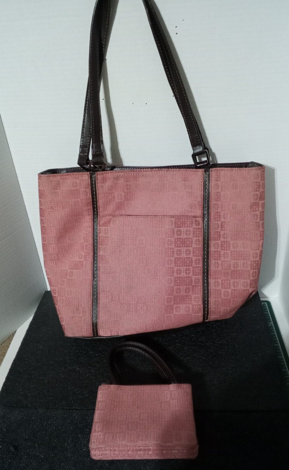 Worthington pretty pink shoulder bag with mini bag change purse