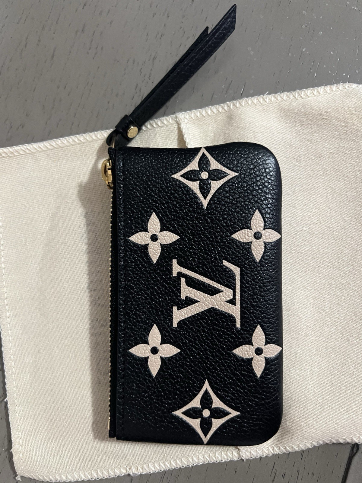 Authentic Louis Vuitton Key Pouch Bicolor Monogram Empreinte Leather M80885