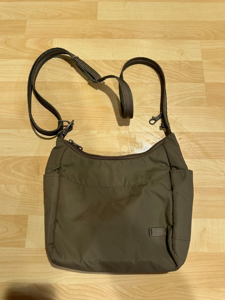 PACSAFE Citysafe 100 Exomesh Anti-Theft Crossbody Shoulder Bag Brown