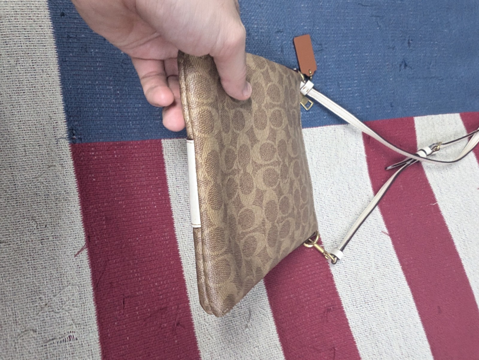 Coach Kitt Signature Leather Messenger Crossbody TAN Brown White