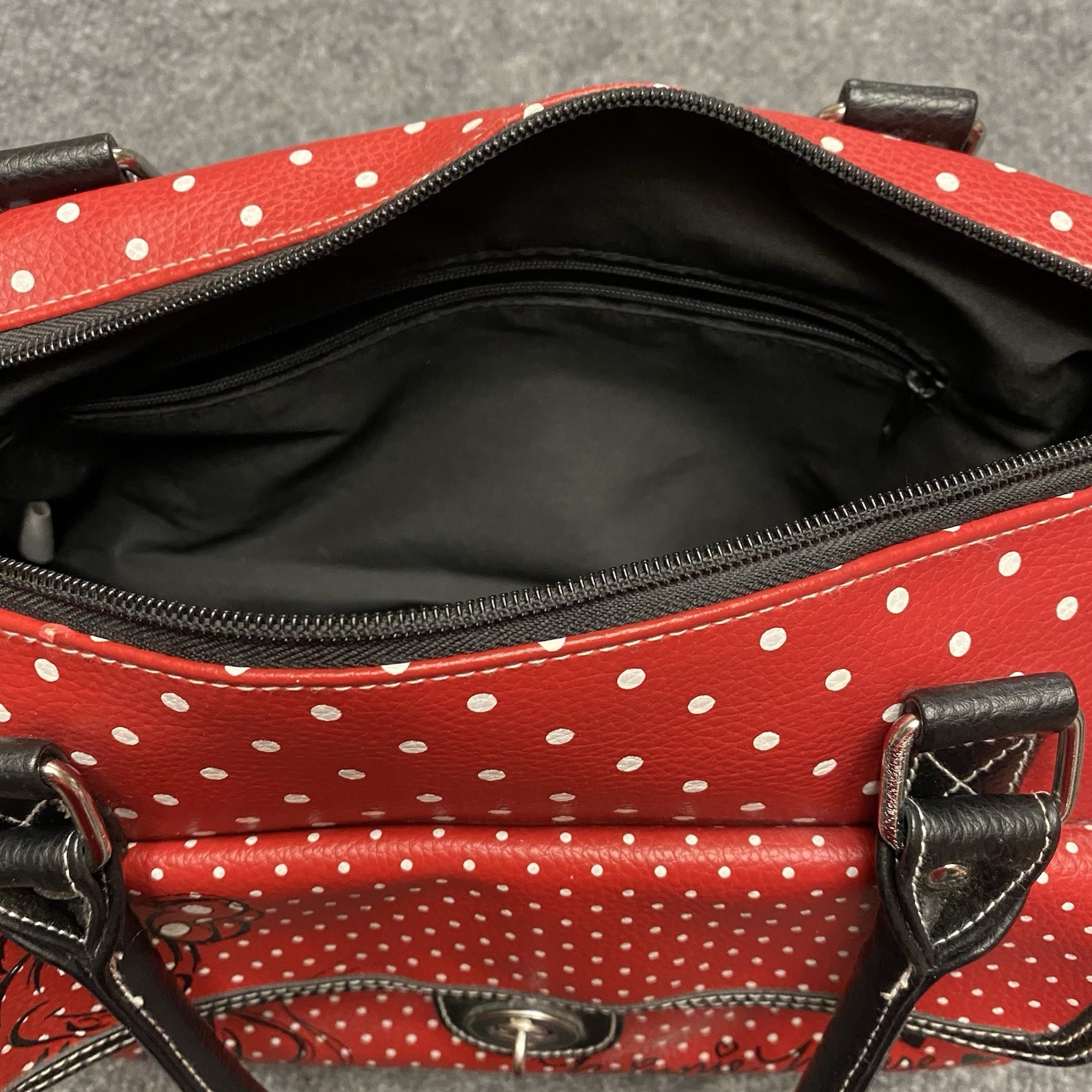 Disney Parks Authentic Minnie Mouse Red & White Polkadots Handbag Disney World