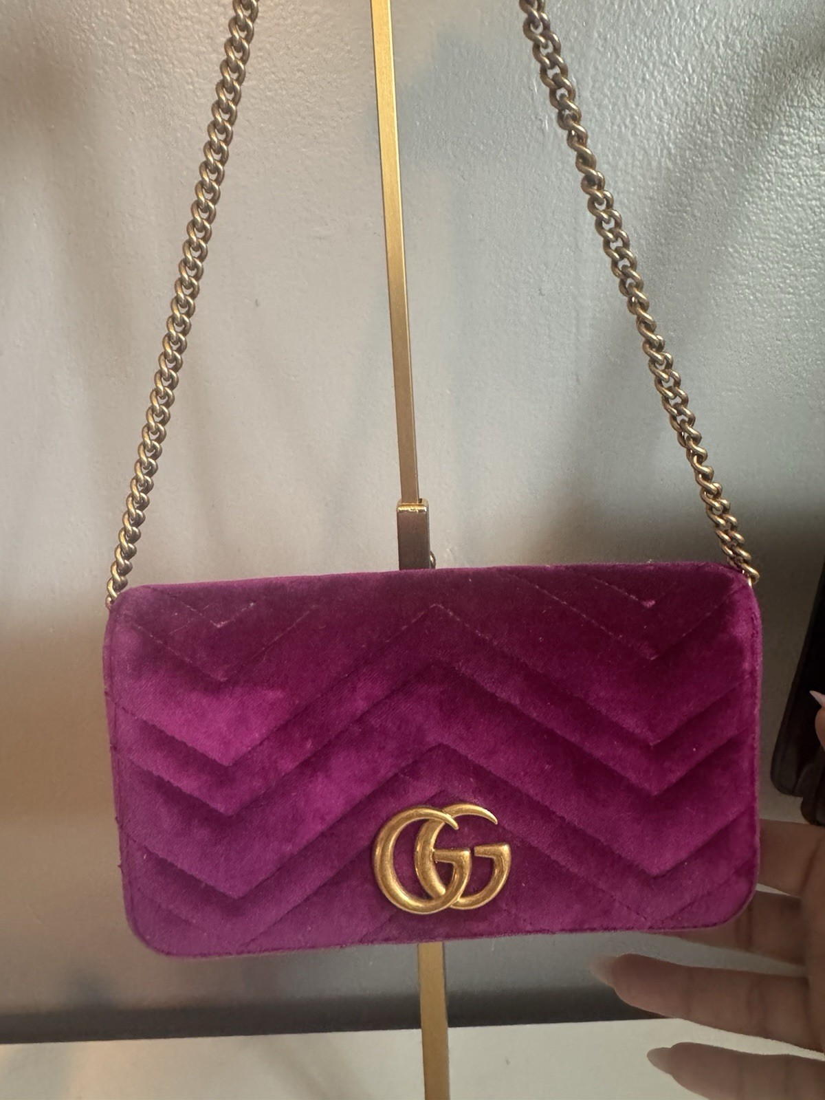 GUCCI GG Marmont Fuchsia Velvet Chevron Chain Shoulder Bag w/ Dust bag 4.1″x7.2″