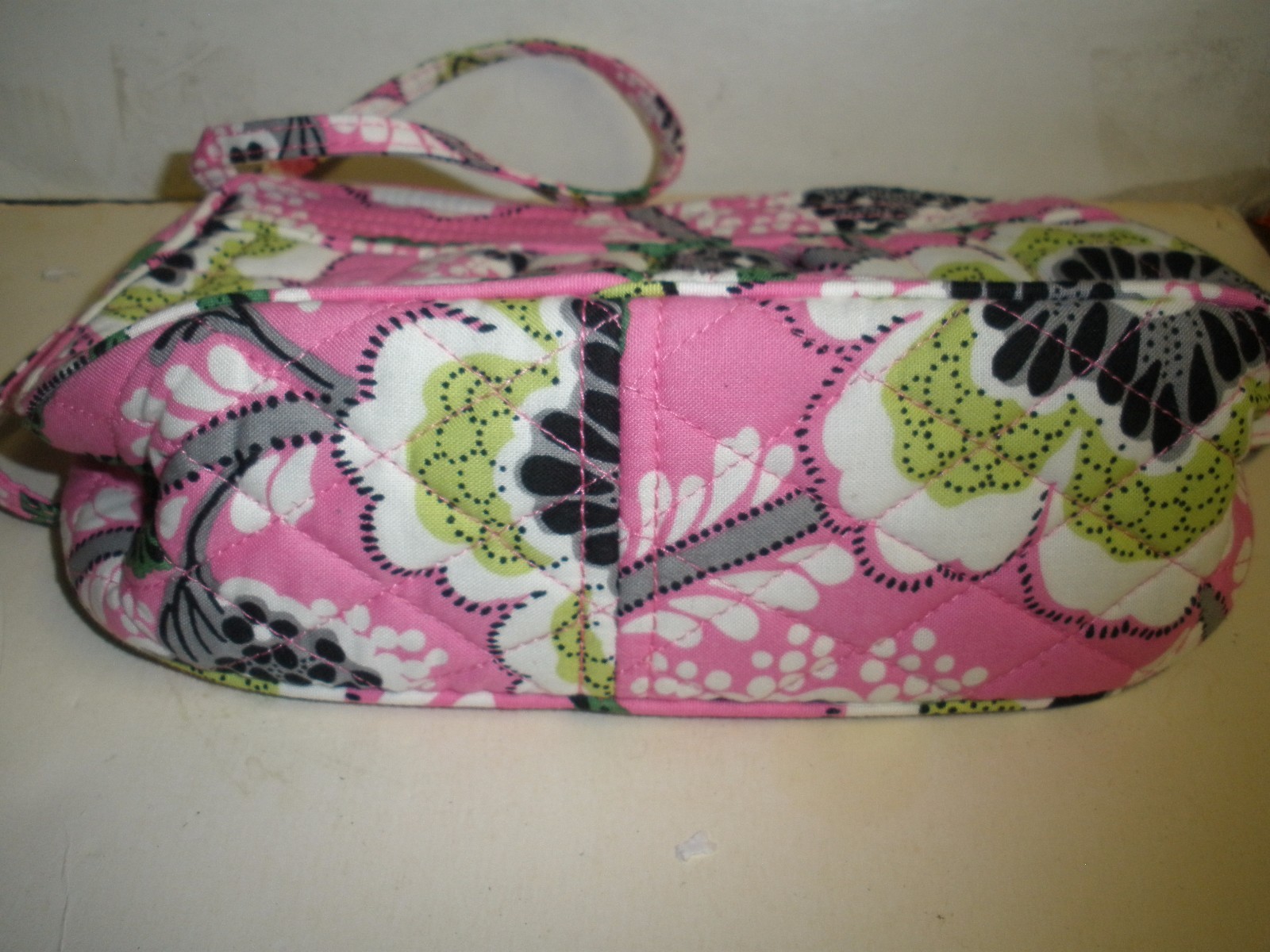 Vera Bradley small purse handbag pink gray white green NICE 10″ X 5.5″ X 3″ (P8)