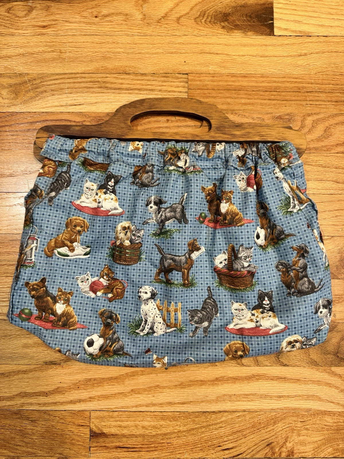 Puppy & Kitty Cute Purse With Wooden Top Handle Fabric