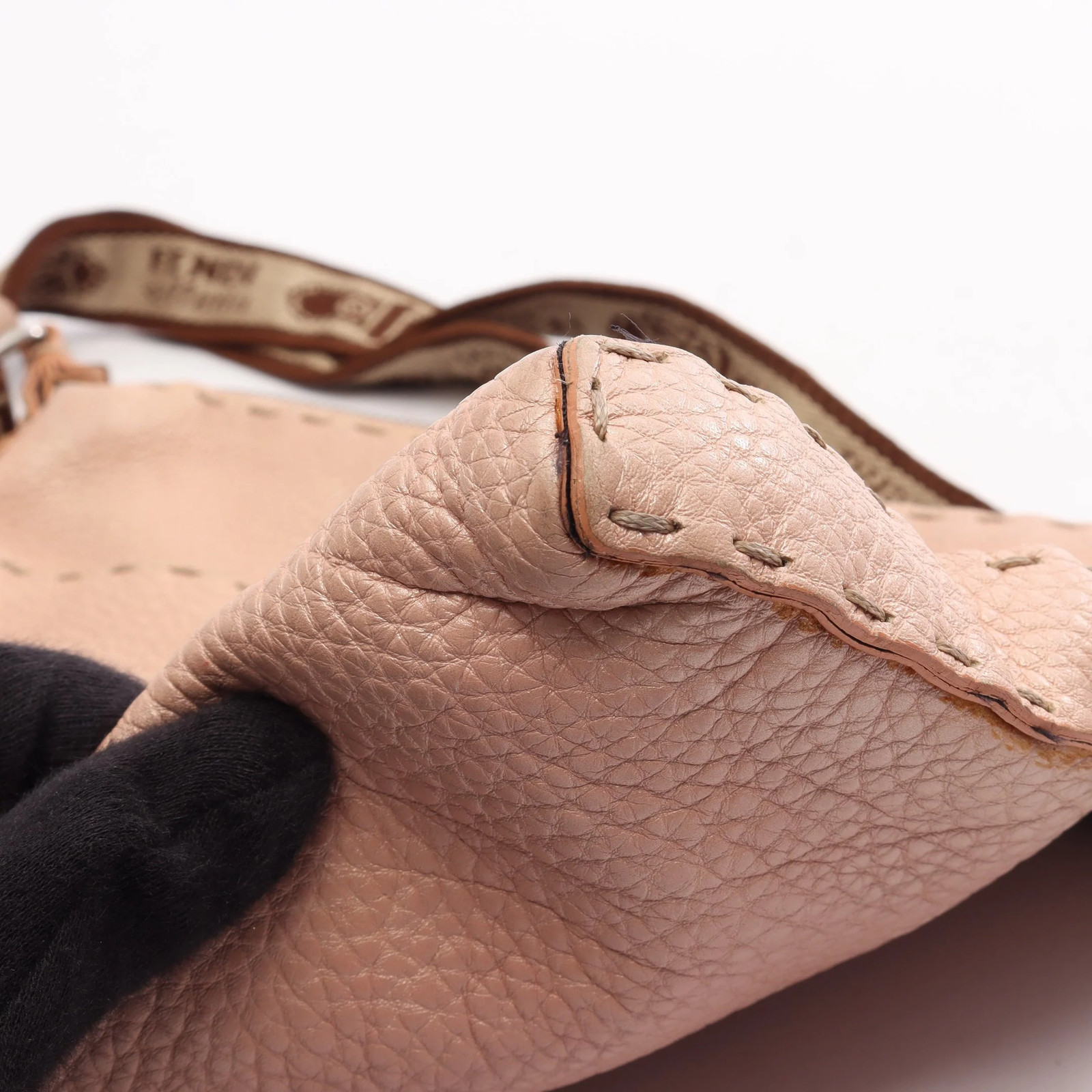 Fendi Shoulder Bag Pink Leather #RCB13791
