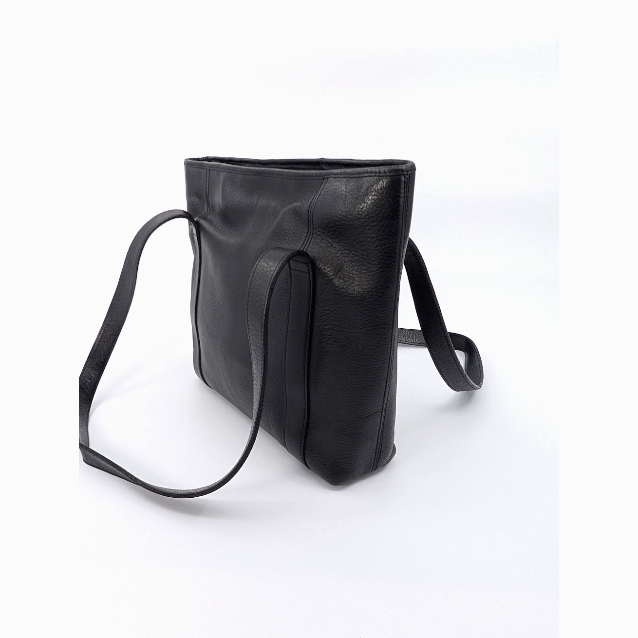 M London Leather Tote Bag Black Medium Pebbled Handbag Neutral Travel Minimalist