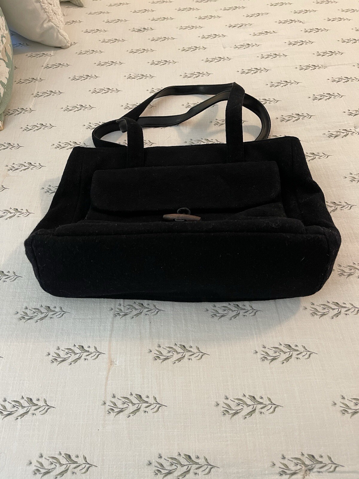 Lauren Ralph Lauren Black Wool Designer Winter Purse Excellent Pockets