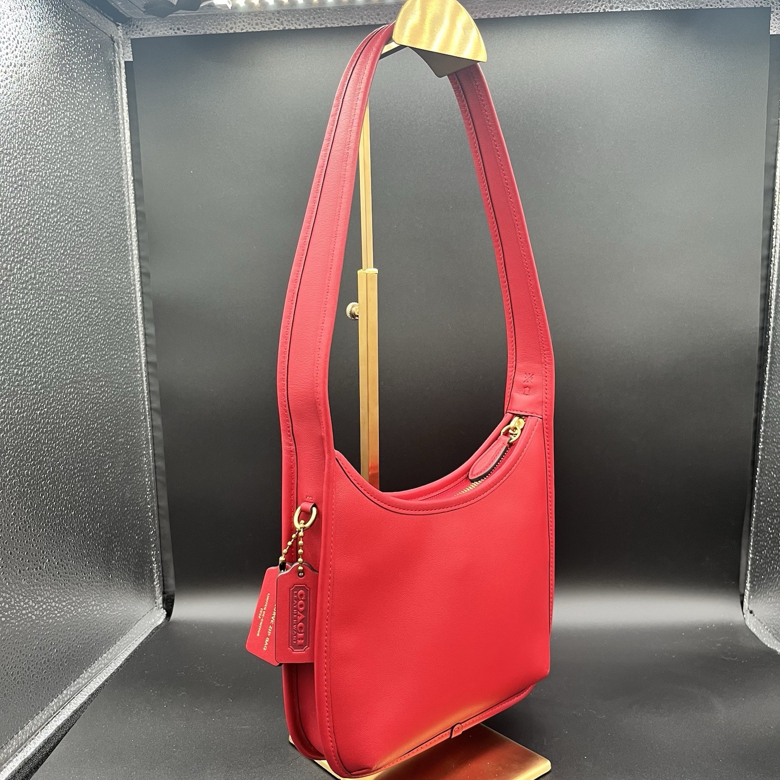 2024 Coach Red Curve Zip Bag Limited Re-edition 1997 CAF11, Excellent Condition